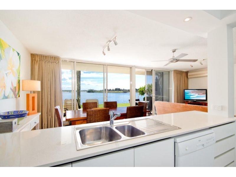 Unit 10/6 Quamby Place, Noosa Heads QLD 4567