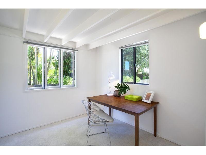 22 Edward Street, Noosaville QLD 4566