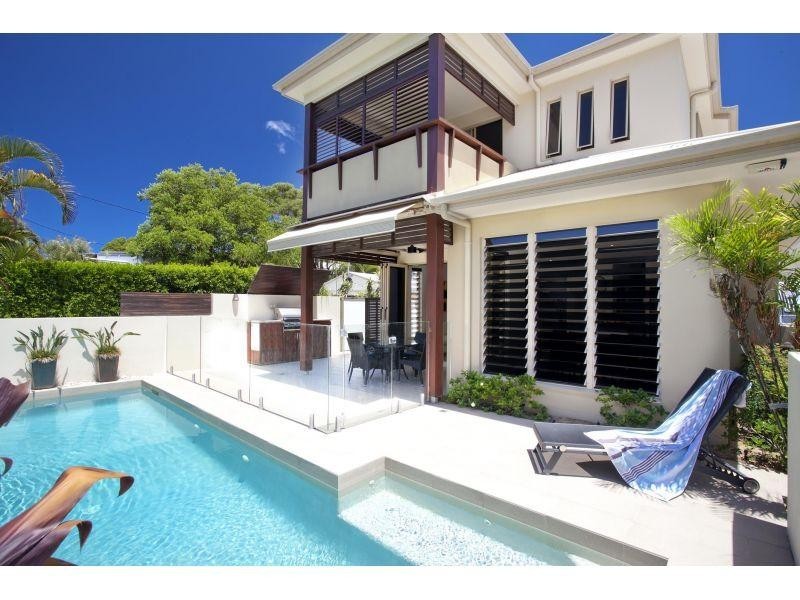 1/16 Elizabeth Street, Noosaville QLD 4566