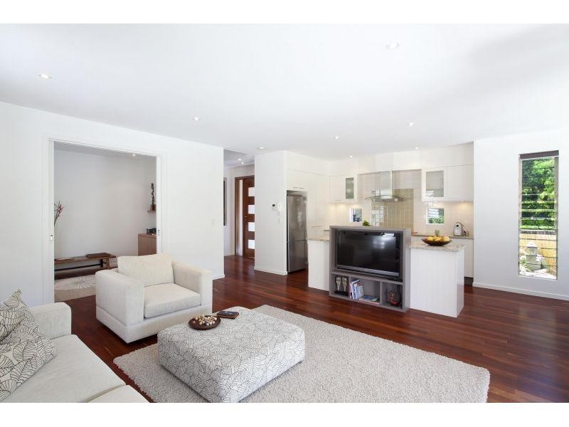 1/16 Elizabeth Street, Noosaville QLD 4566