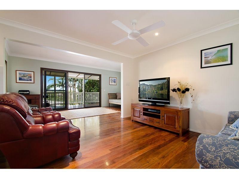 18 Pelican Street, Peregian Beach QLD 4573