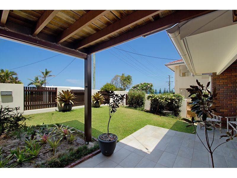 18 Pelican Street, Peregian Beach QLD 4573