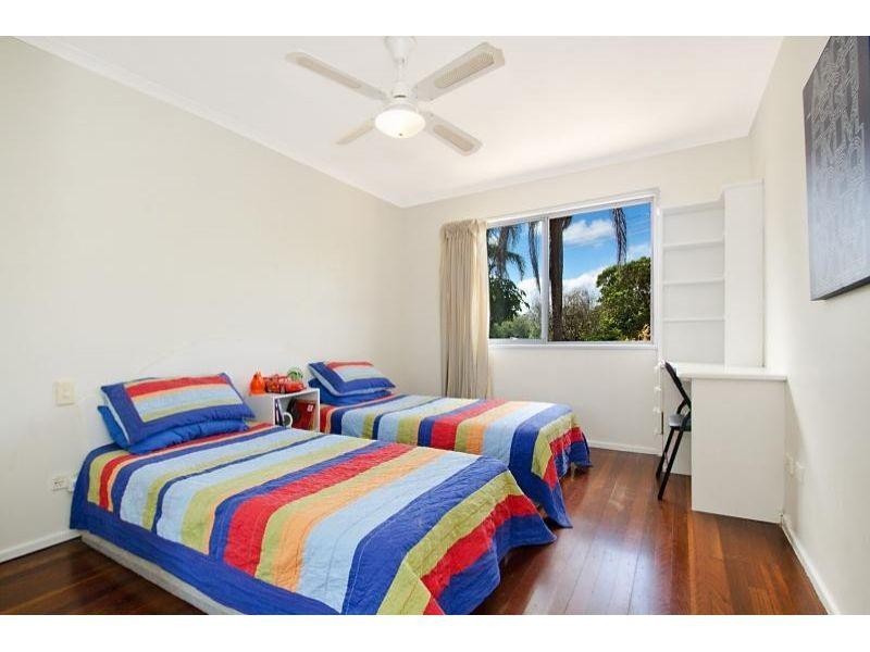 2 Cooloosa Street, Sunshine Beach QLD 4567