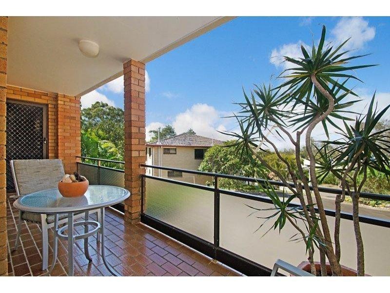 1/4 Ray Street, Sunshine Beach QLD 4567
