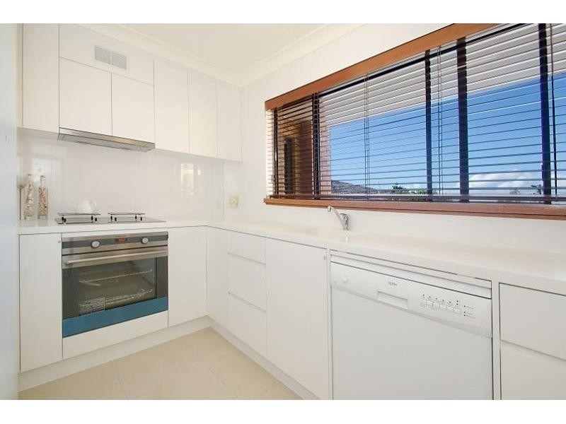 1/4 Ray Street, Sunshine Beach QLD 4567