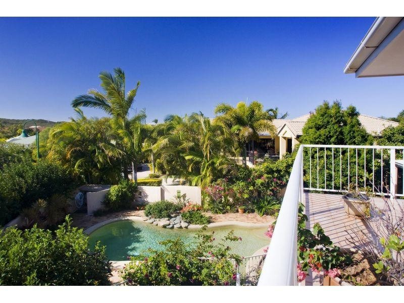 12 Tangmere Court, Noosa Heads QLD 4567