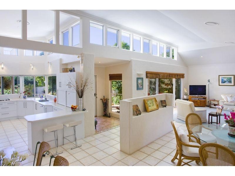 12 Tangmere Court, Noosa Heads QLD 4567