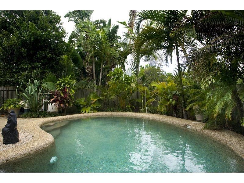 8 Currawong Street, Noosa Heads QLD 4567