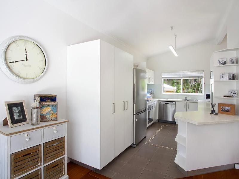 23 Leslie Drive, Noosa Heads QLD 4567