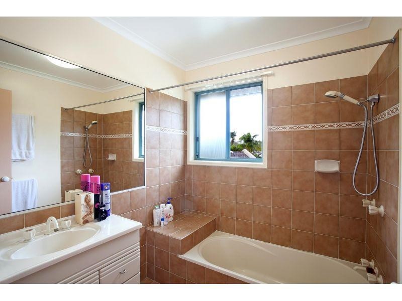 13/15 The Cockleshell, Noosaville QLD 4566