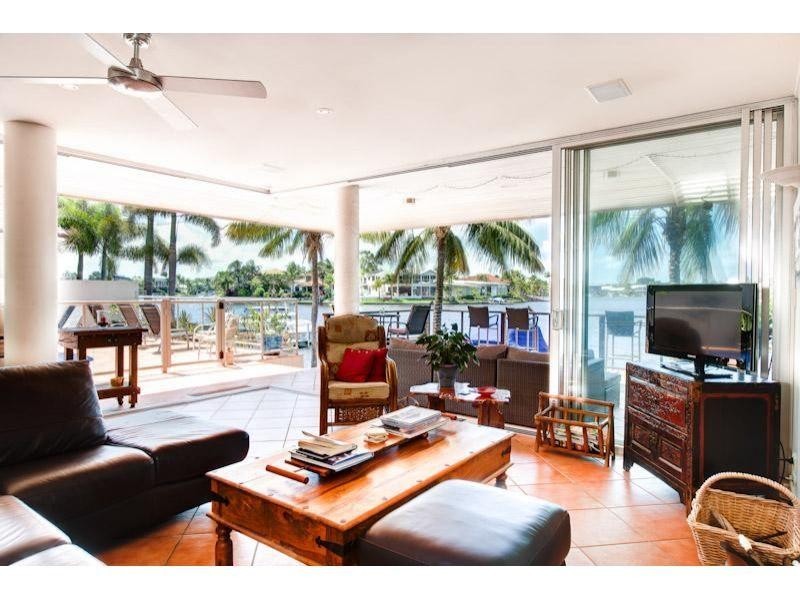 6 The Peninsula, Noosa Waters QLD 4566