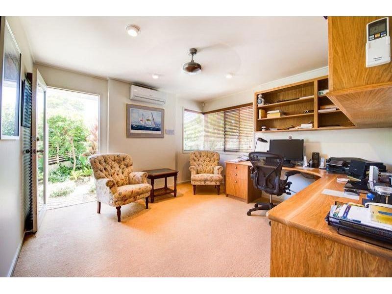 6 The Peninsula, Noosa Waters QLD 4566