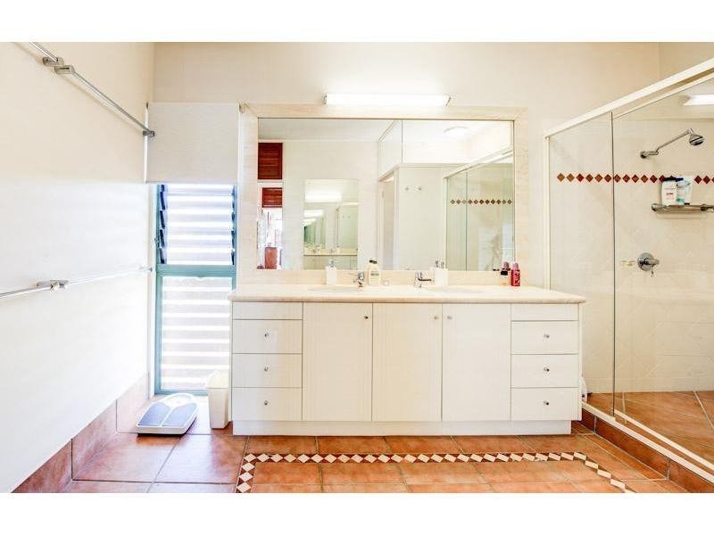 6 The Peninsula, Noosa Waters QLD 4566