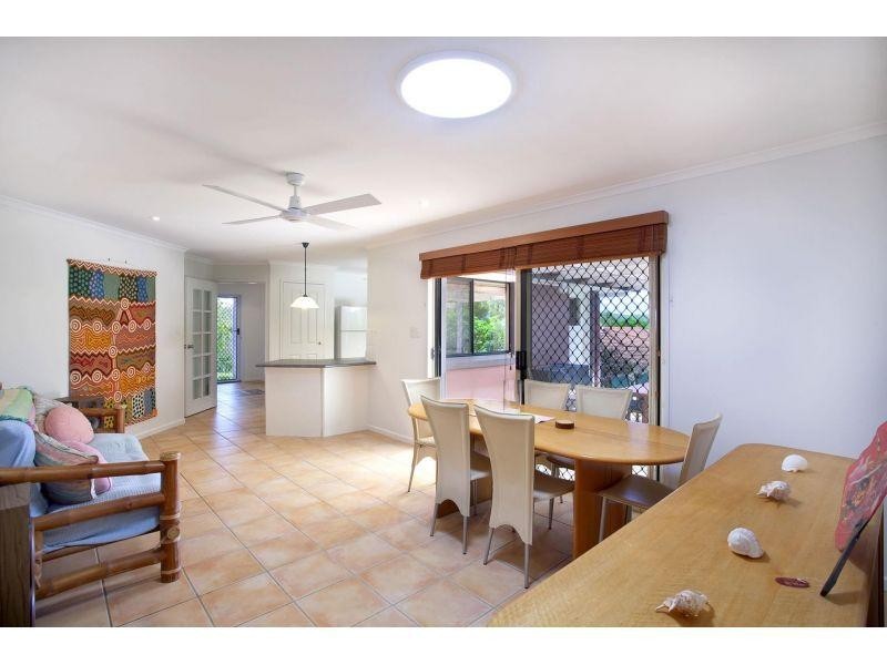 10 Comet Drive, Sunrise Beach QLD 4567