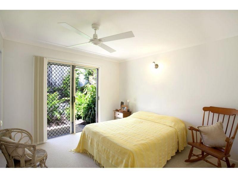 10 Comet Drive, Sunrise Beach QLD 4567