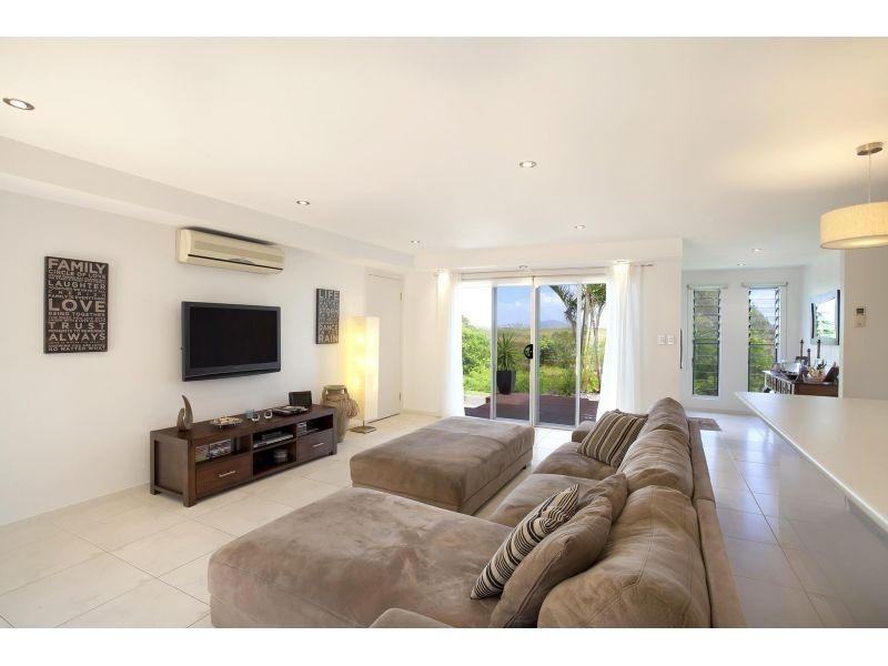 32 Woodland Drive, Peregian Beach QLD 4573