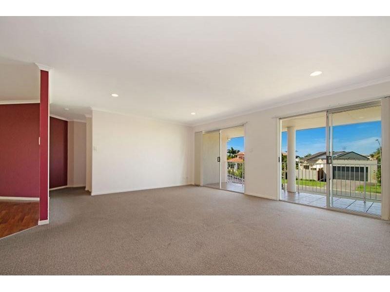 41 Southern Cross Parade, Sunrise Beach QLD 4567