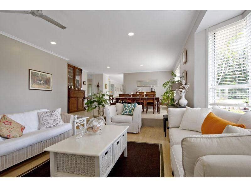 12 Capri Court, Noosa Heads QLD 4567