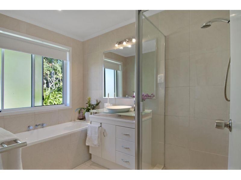 12 Capri Court, Noosa Heads QLD 4567