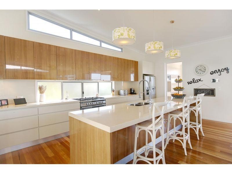 12 Mariners Place, Sunrise Beach QLD 4567