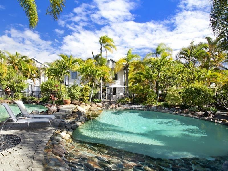 2/8 Munna Crescent, Noosa Heads QLD 4567