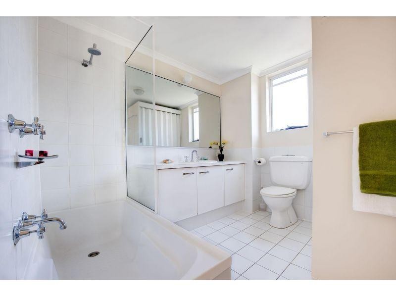 8/6 Douglas Street, Sunshine Beach QLD 4567