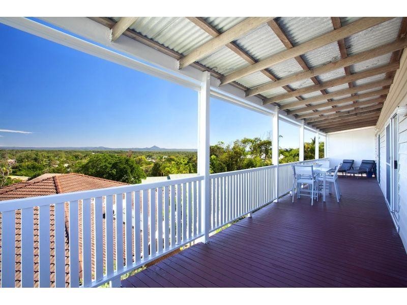 21 Southern Cross Parade, Sunrise Beach QLD 4567