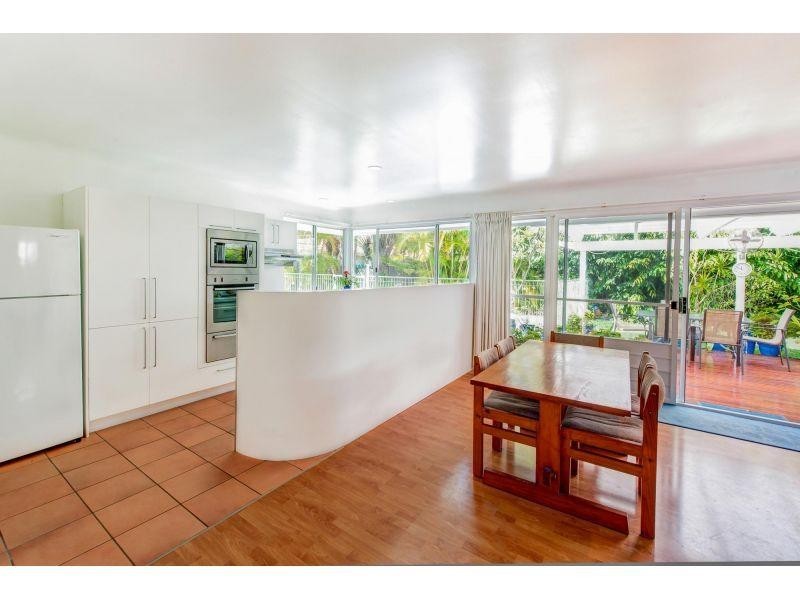 24 Aquamarine Circuit, Noosa Waters QLD 4566