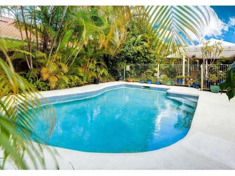 24 Aquamarine Circuit, Noosa Waters QLD 4566