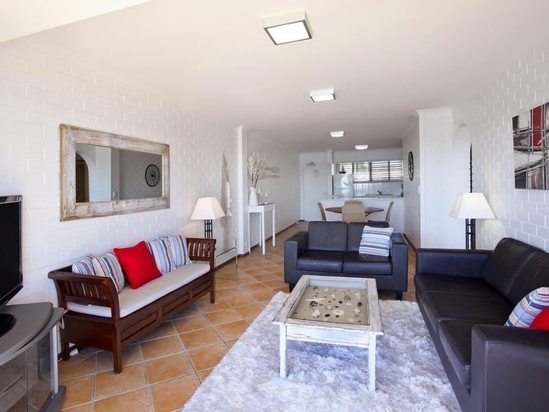 2/82 Noosa Parade, Noosa Heads QLD 4567