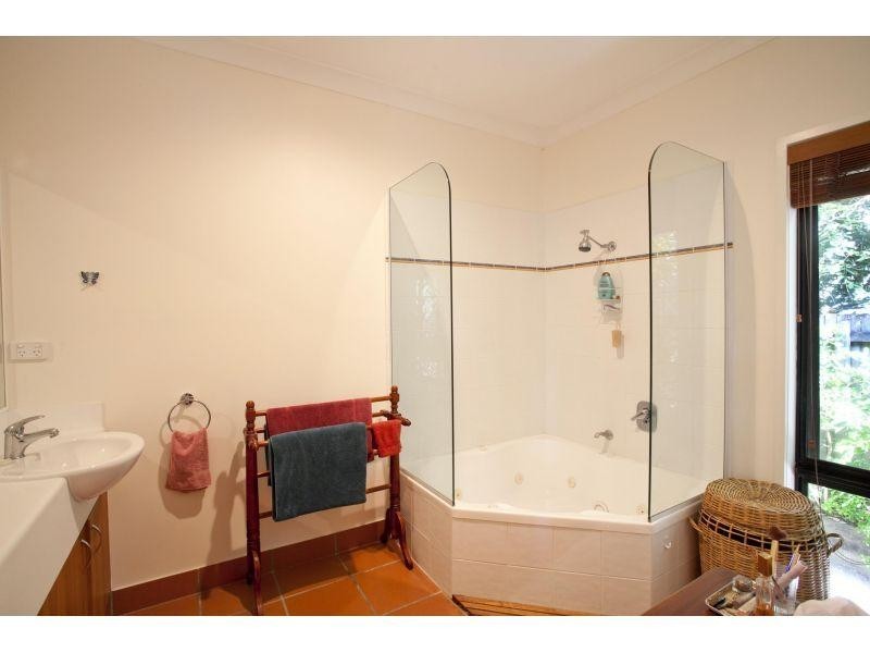 5 Galgate Street, Sunrise Beach QLD 4567