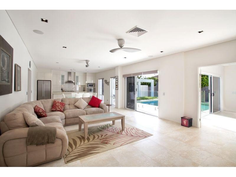 32 Wyona Drive, Noosa Heads QLD 4567