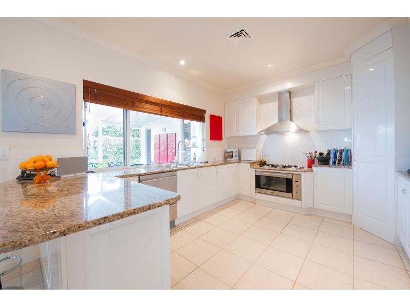 24 Shorehaven Drive, Noosa Waters QLD 4566