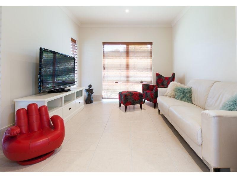 24 Shorehaven Drive, Noosa Waters QLD 4566