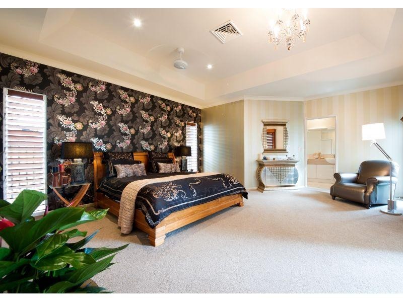 24 Shorehaven Drive, Noosa Waters QLD 4566