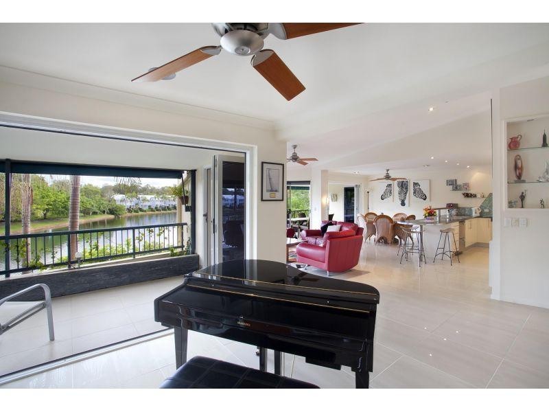 4/12 Hygieta Street, Noosaville QLD 4566