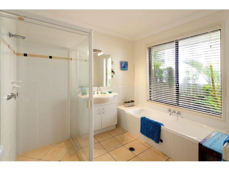 30 Shipyard Cct, Noosa Waters QLD 4566