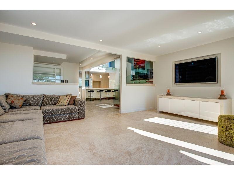 14 Angler Street, Noosa Heads QLD 4567