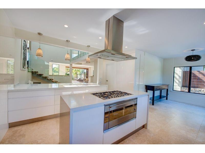 14 Angler Street, Noosa Heads QLD 4567