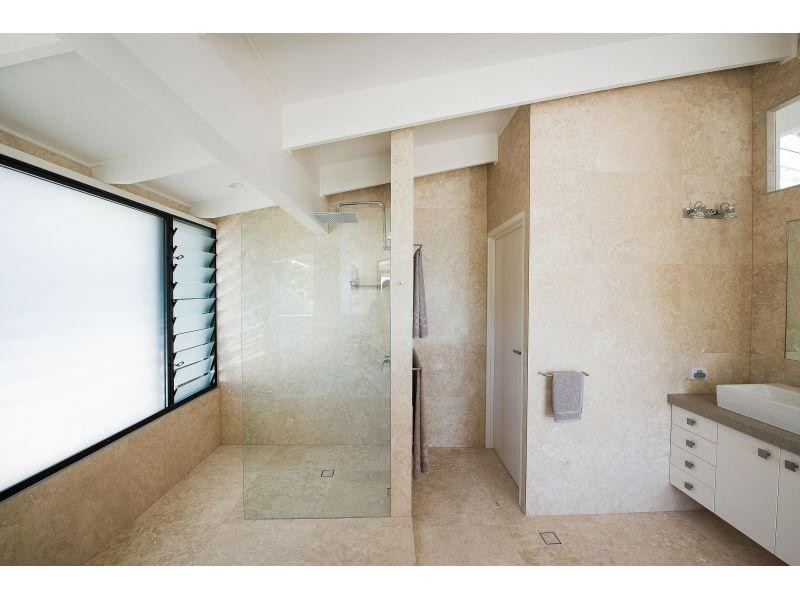 14 Angler Street, Noosa Heads QLD 4567