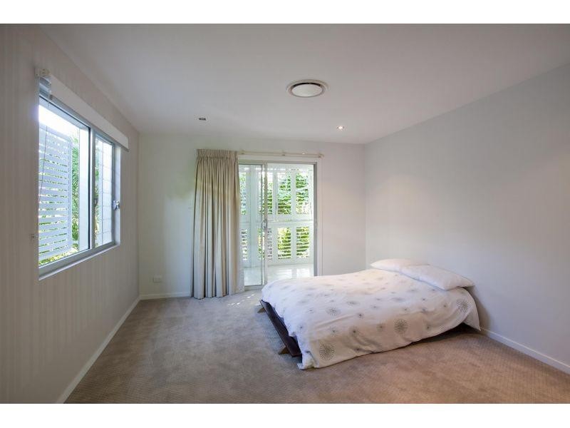 6 Berrima Row, Noosa Heads QLD 4567