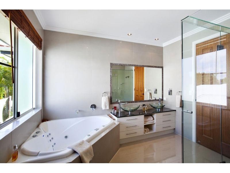 15 The Anchorage, Noosa Waters QLD 4566