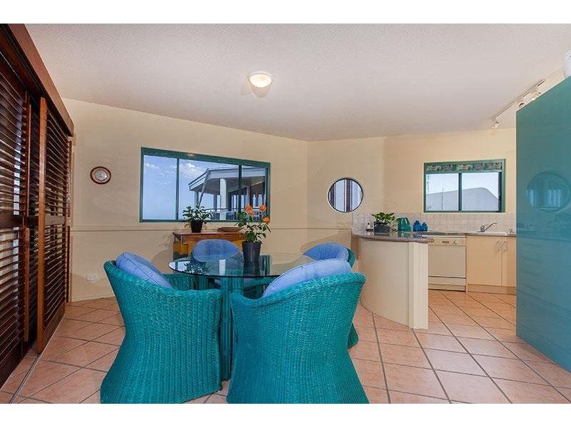 2/33 Tingira Crescent, Sunrise Beach QLD 4567