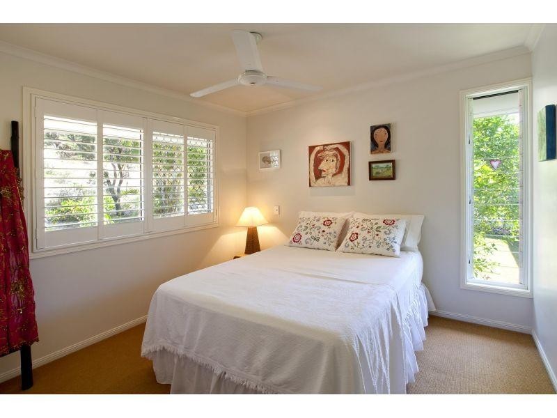 26 Orient Drive, Sunrise Beach QLD 4567