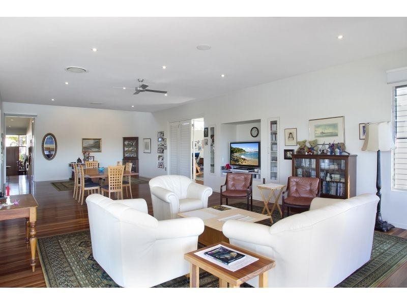 49 The Peninsula, Noosa Waters QLD 4566