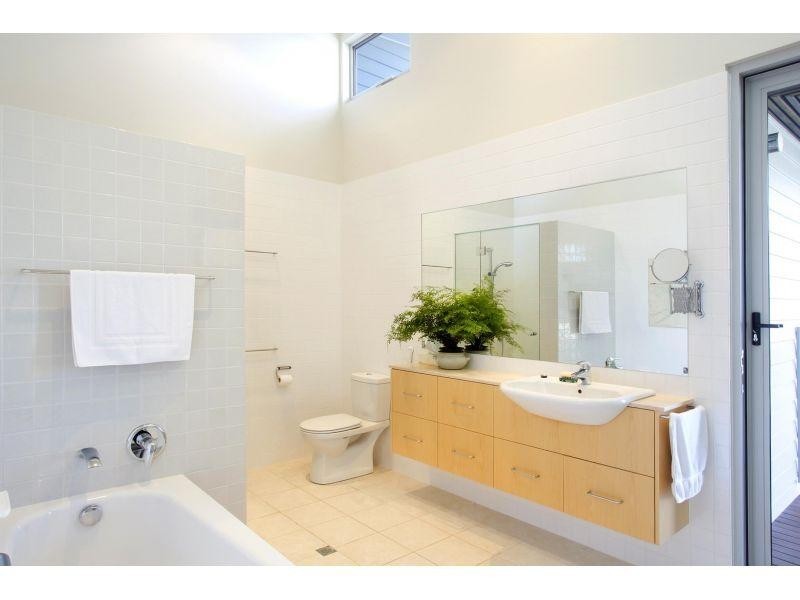 49 The Peninsula, Noosa Waters QLD 4566