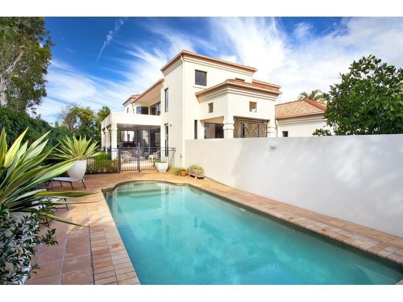 38 Driftwood Drive, Castaways Beach QLD 4567