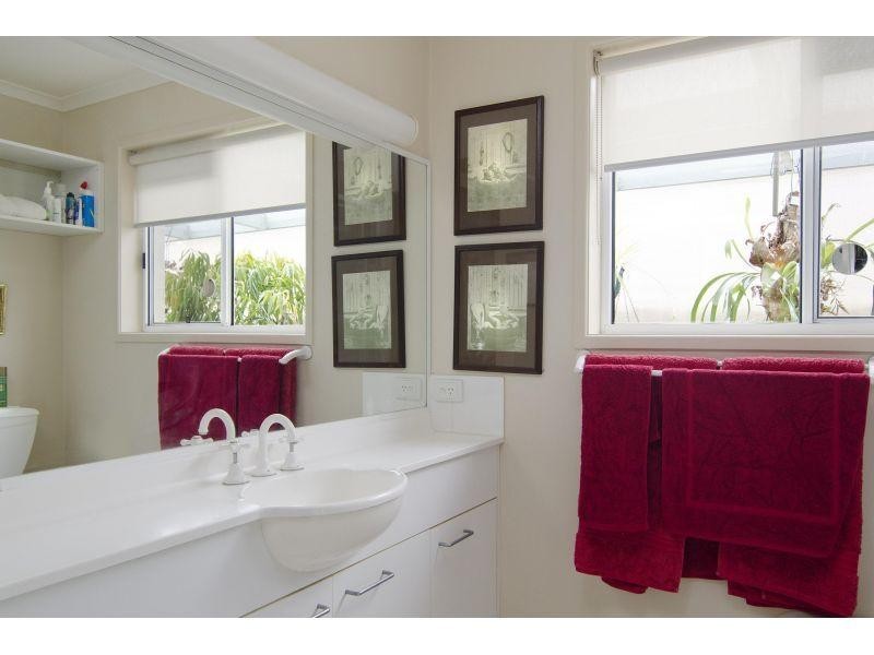 13 Lunar Crescent, Noosa Heads QLD 4567