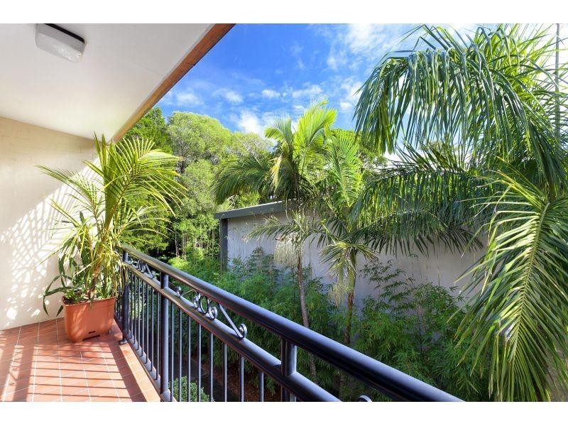 3/8 Kareela Avenue, Little Cove QLD 4567