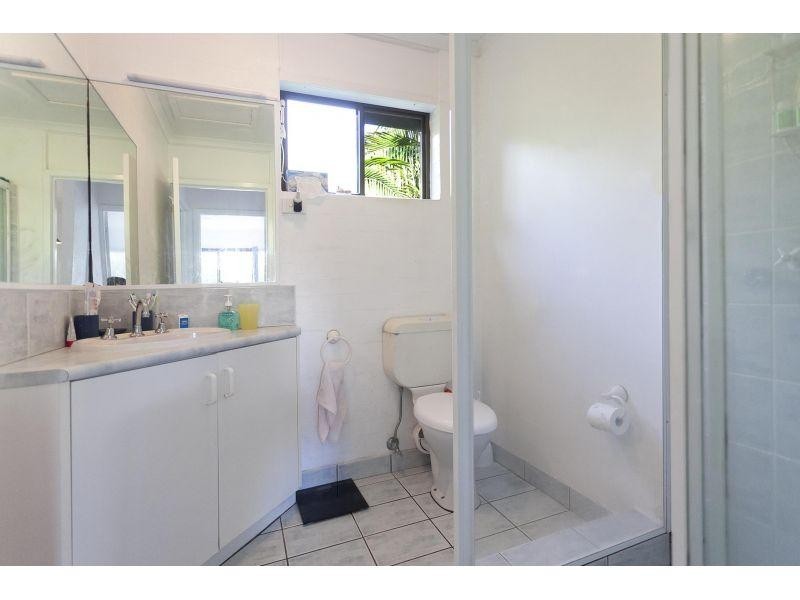 3/8 Kareela Avenue, Little Cove QLD 4567